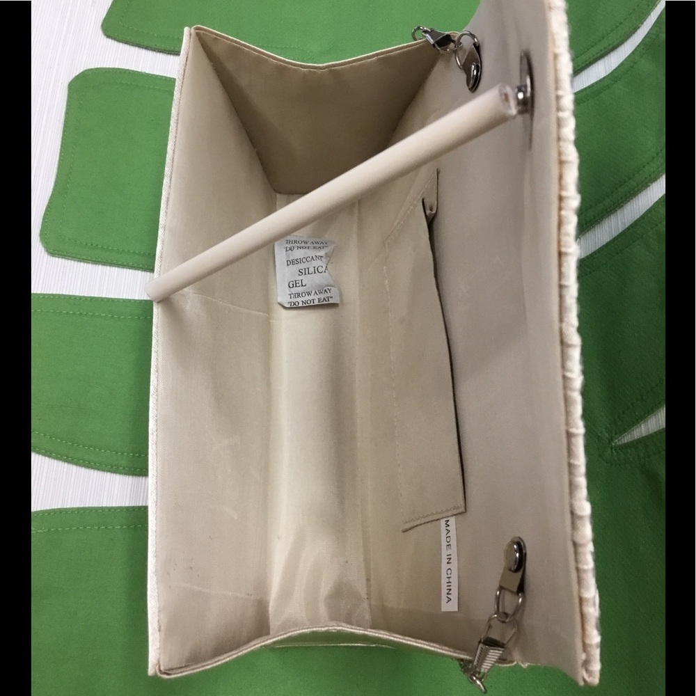 NEW Sticking Light Beige Bag - Picture 7 of 7
